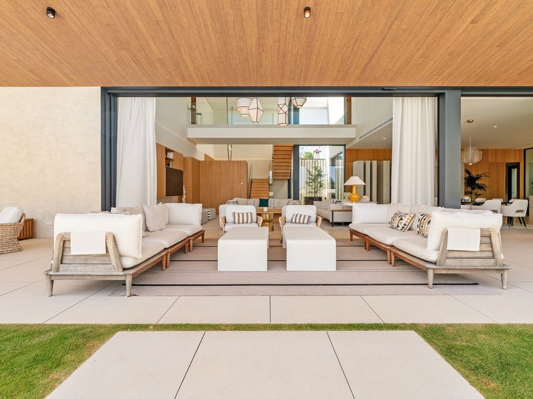 Villa for Sale in Guadalmina Alta, Malaga 21