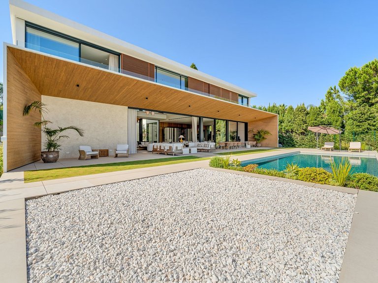 Villa for Sale in Guadalmina Alta, Malaga 25