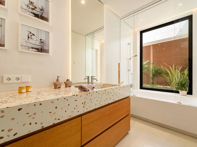 Villa for Sale in Guadalmina Alta, Malaga 35