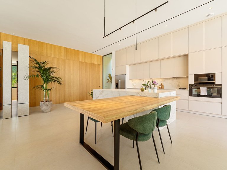 Villa for Sale in Guadalmina Alta, Malaga 4