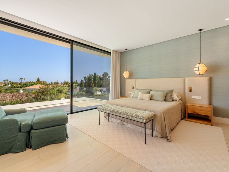 Villa for Sale in Guadalmina Alta, Malaga 48
