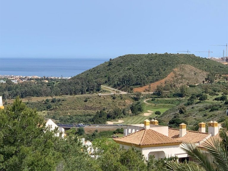 Apartment for Sale in La Cala De Mijas, Malaga 2