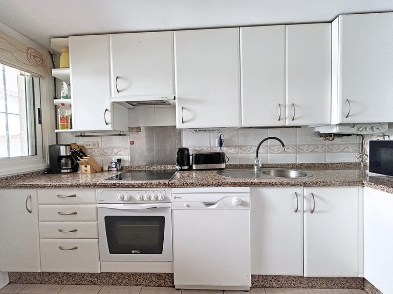 Apartment for Sale in Guadalmina Alta, Malaga 8