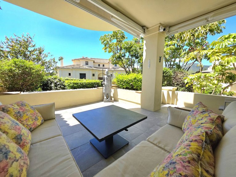 Apartment for Sale in Benahavís, Malaga 1