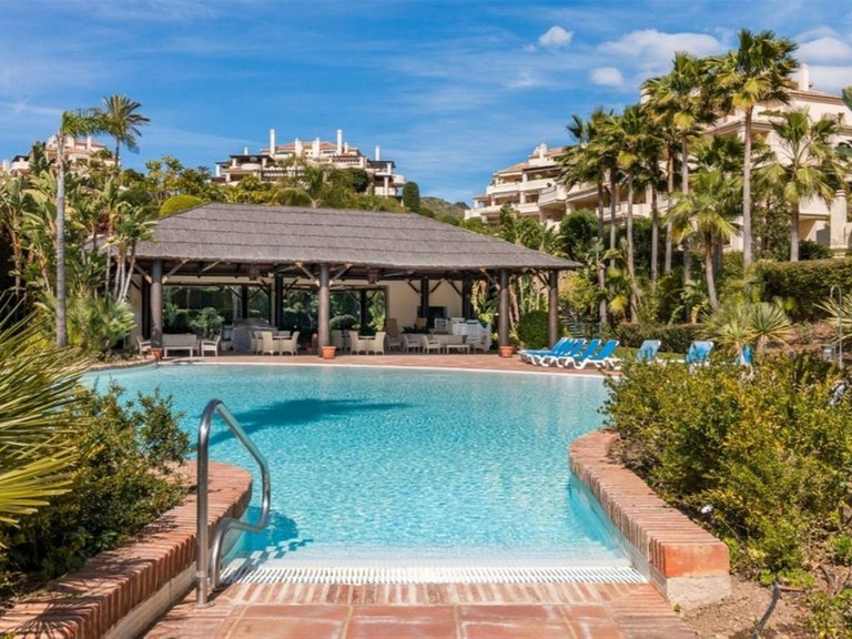 Apartment for Sale in Benahavís, Malaga 26