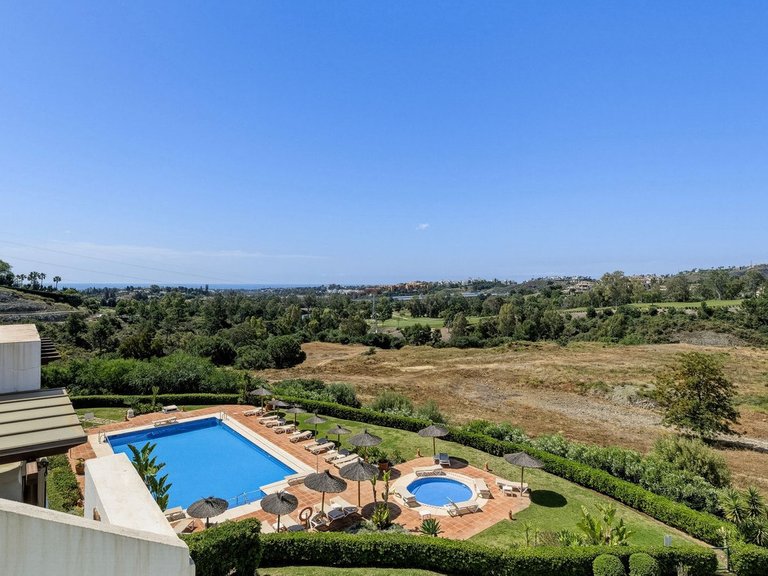 Apartment for Sale in Los Arqueros, Malaga 12