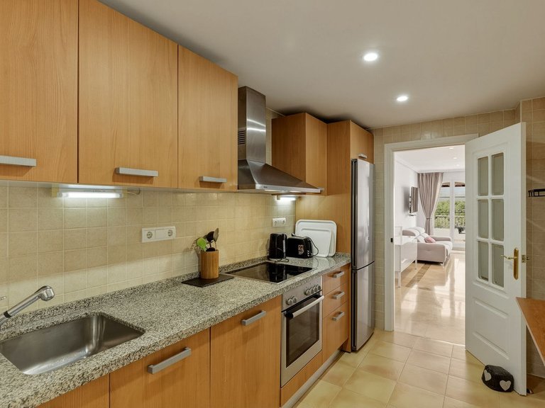Apartment for Sale in Los Arqueros, Malaga 5