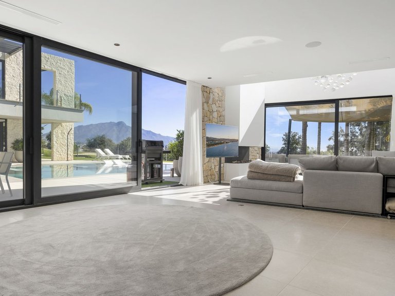 Villa for Sale in Benahavís, Malaga 8