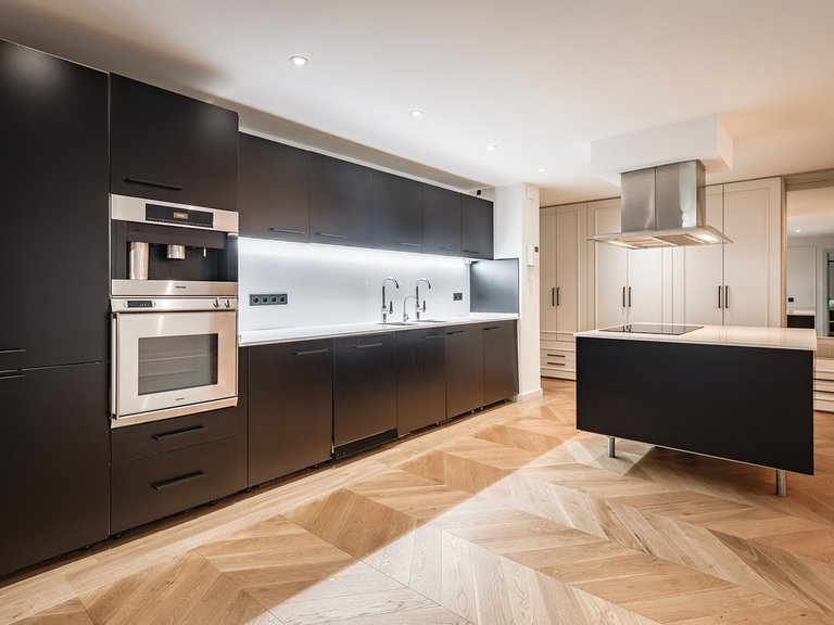 Apartment for Sale in Benahavís, Malaga 2