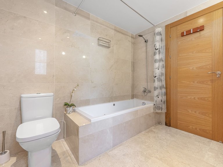 Apartment for Sale in La Mairena, Malaga 22