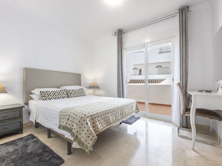 Apartment for Sale in La Mairena, Malaga 23