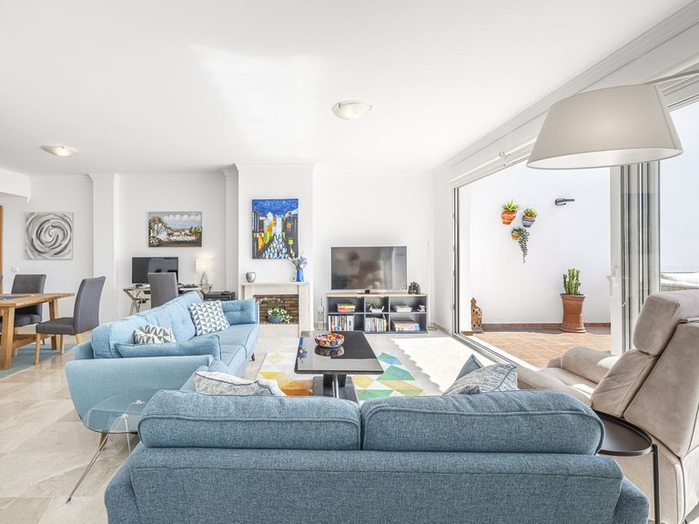 Apartment for Sale in La Mairena, Malaga 28