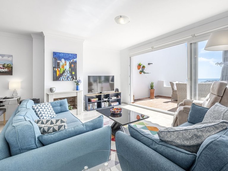 Apartment for Sale in La Mairena, Malaga 6