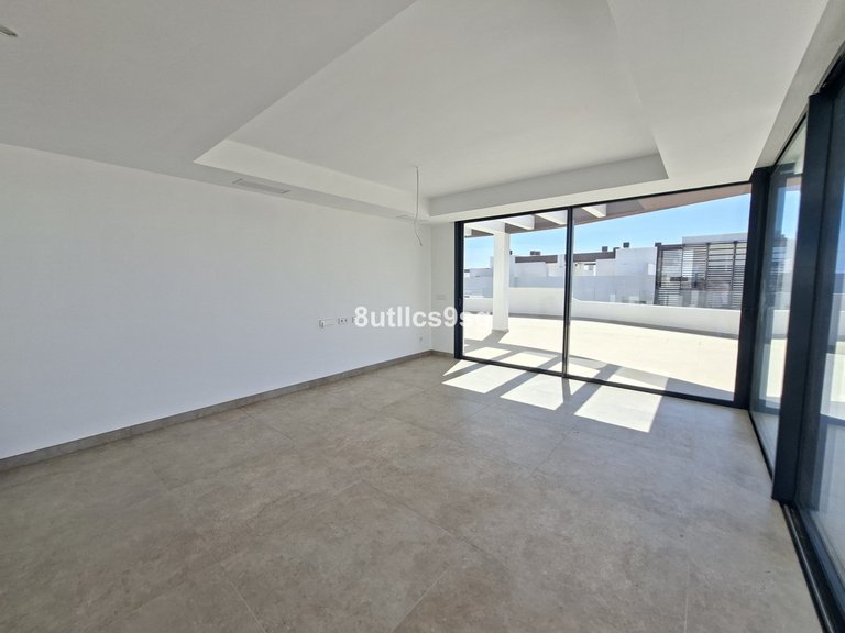 Apartment for Sale in Estepona, Malaga 10