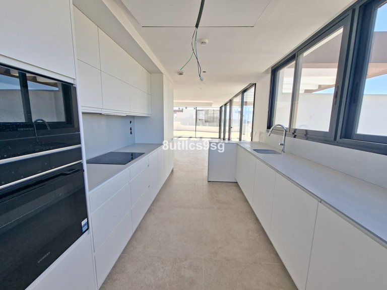 Apartment for Sale in Estepona, Malaga 11