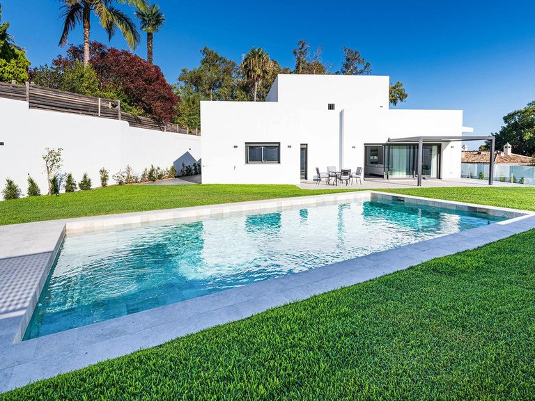 Villa for Sale in Marbella, Malaga 15