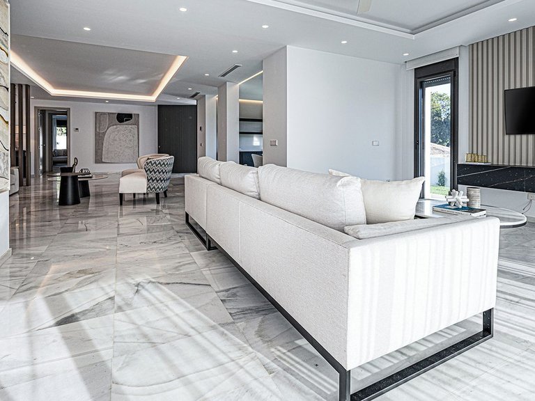 Villa for Sale in Marbella, Malaga 34