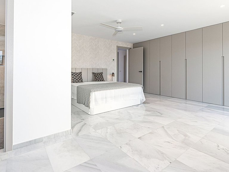 Villa for Sale in Marbella, Malaga 51
