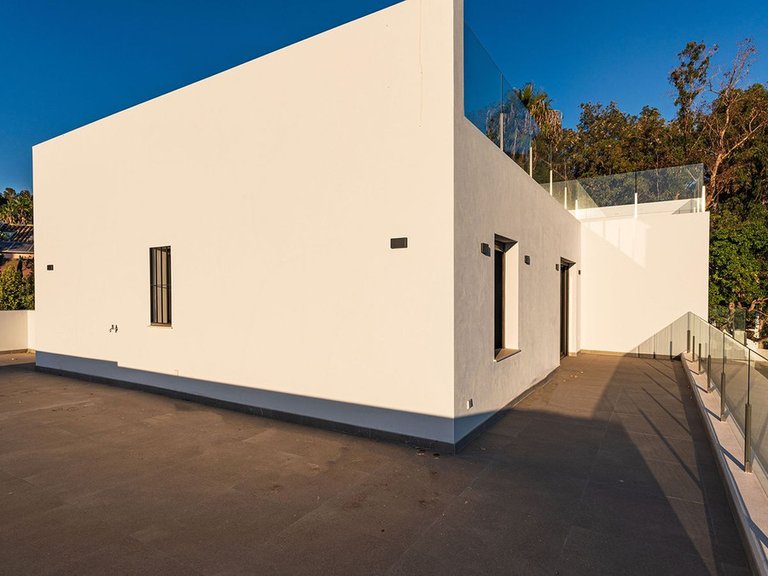 Villa for Sale in Marbella, Malaga 58