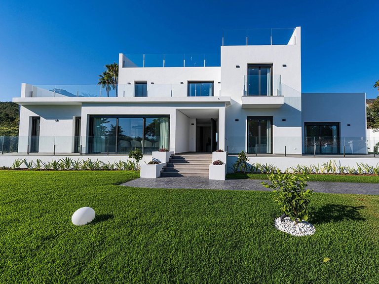 Villa for Sale in Marbella, Malaga 7