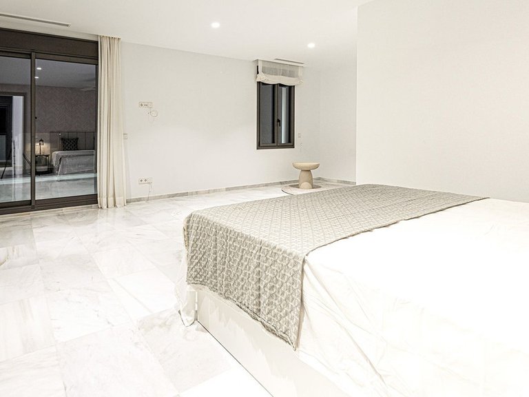 Villa for Sale in Marbella, Malaga 80