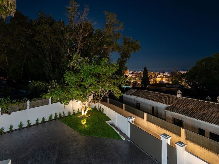 Villa for Sale in Marbella, Malaga 88