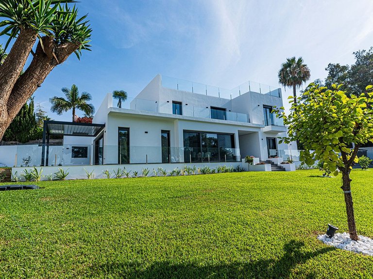 Villa for Sale in Marbella, Malaga 91