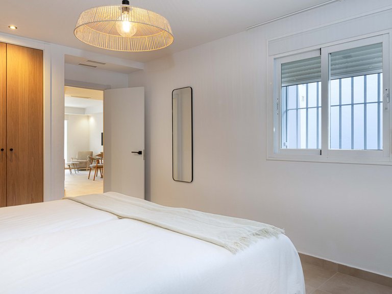 Apartment for Sale in Nueva Andalucía, Malaga 14