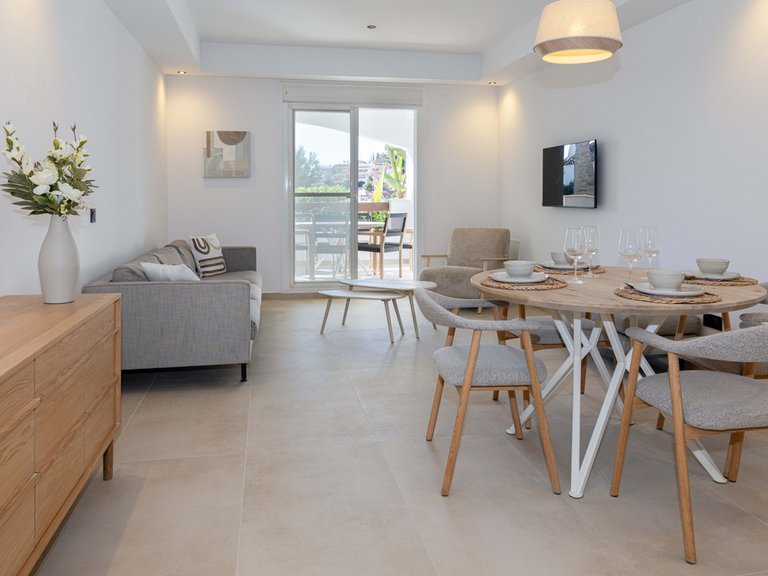 Apartment for Sale in Nueva Andalucía, Malaga 15