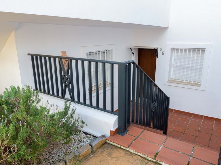 Apartment for Sale in Nueva Andalucía, Malaga 19