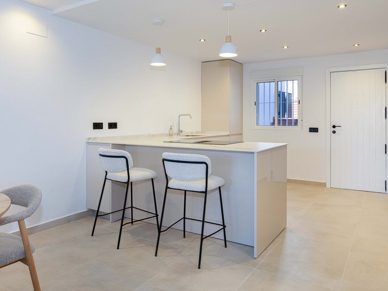 Apartment for Sale in Nueva Andalucía, Malaga 4