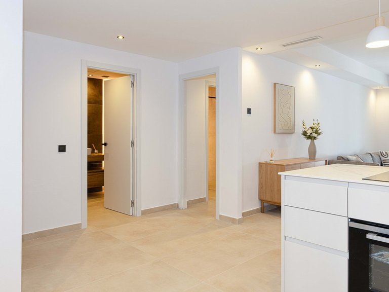 Apartment for Sale in Nueva Andalucía, Malaga 7