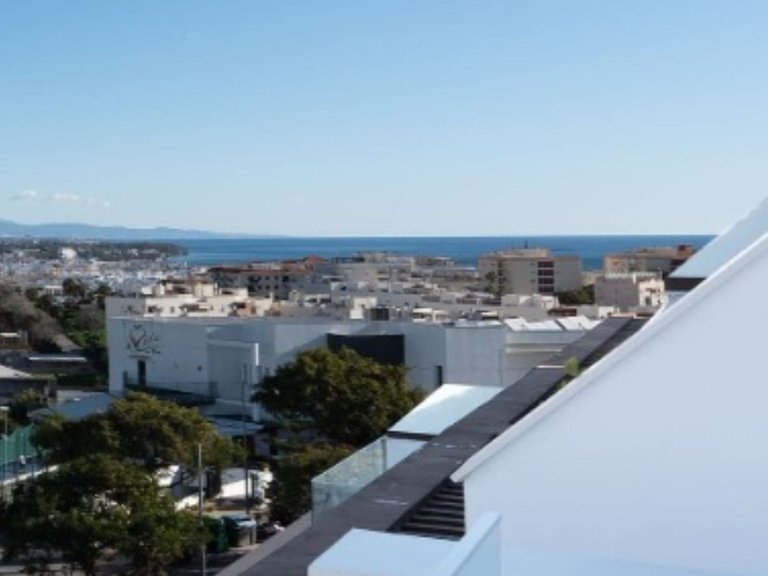 Apartment for Sale in Estepona, Malaga 2