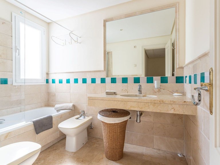 Apartment for Sale in Benahavís, Malaga 24