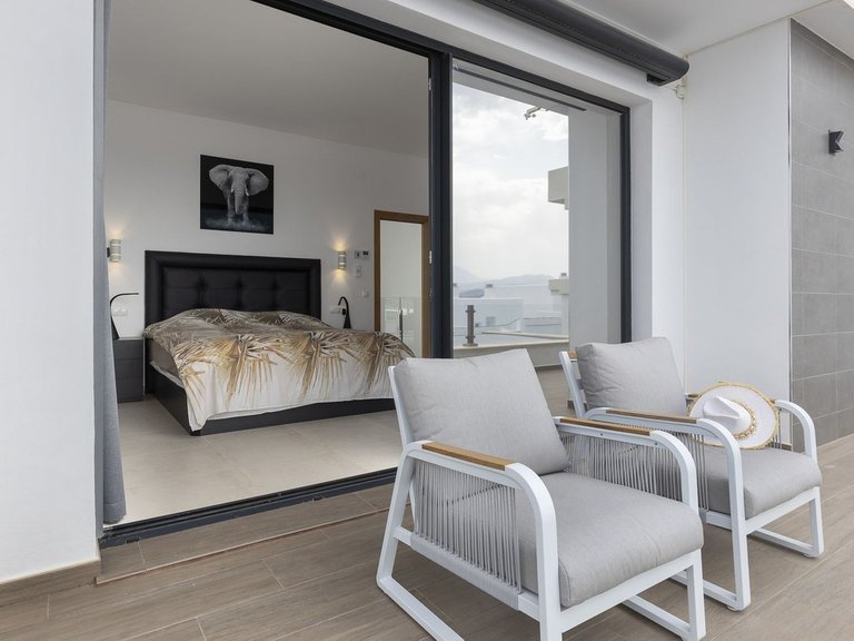 Villa for Sale in Coín, Malaga 32