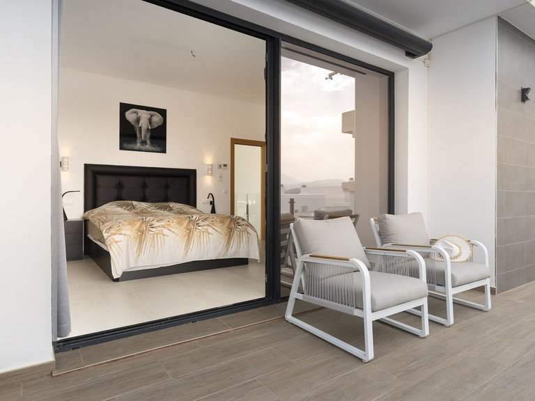Villa for Sale in Coín, Malaga 33