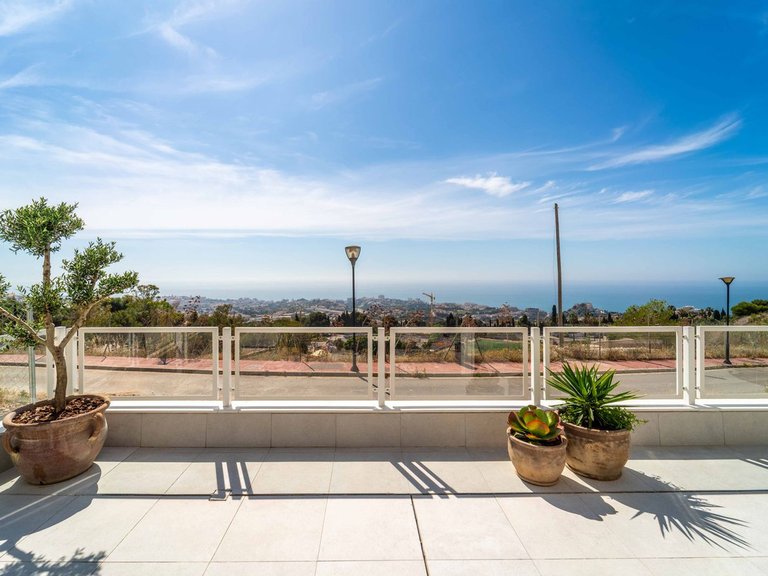 Apartment for Sale in Benalmadena Pueblo, Malaga 10