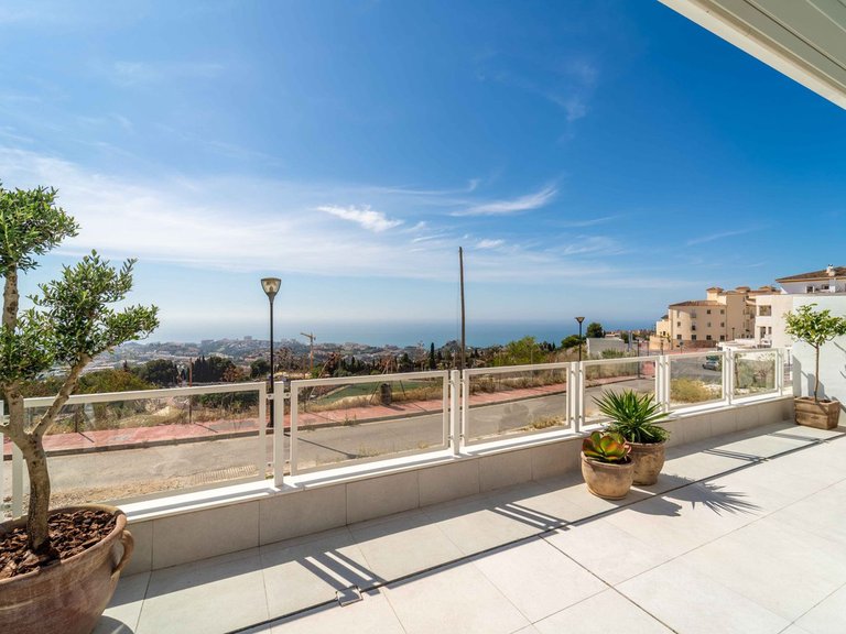 Apartment for Sale in Benalmadena Pueblo, Malaga 2