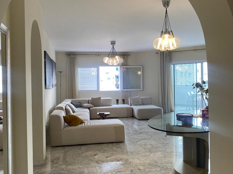 Apartment for Sale in Puerto Banús, Malaga 12