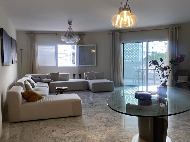 Apartment for Sale in Puerto Banús, Malaga 5