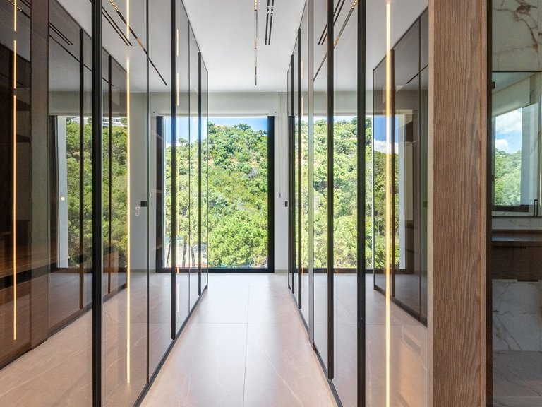 Villa for Sale in Benahavís, Malaga 15