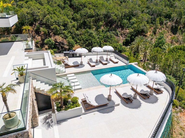 Villa for Sale in Benahavís, Malaga 29