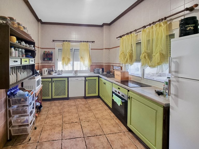 Villa for Sale in Casares, Malaga 15