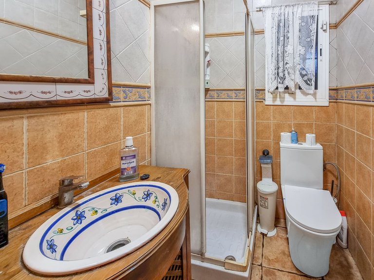Villa for Sale in Casares, Malaga 19