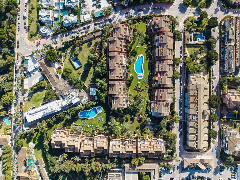 Apartment for Sale in Marbella, Malaga 27