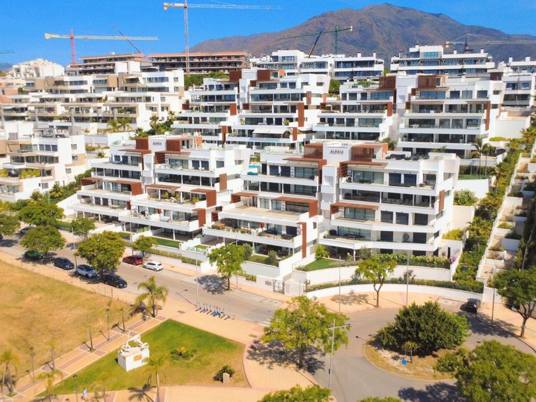 Apartment for Sale in Estepona, Malaga 2
