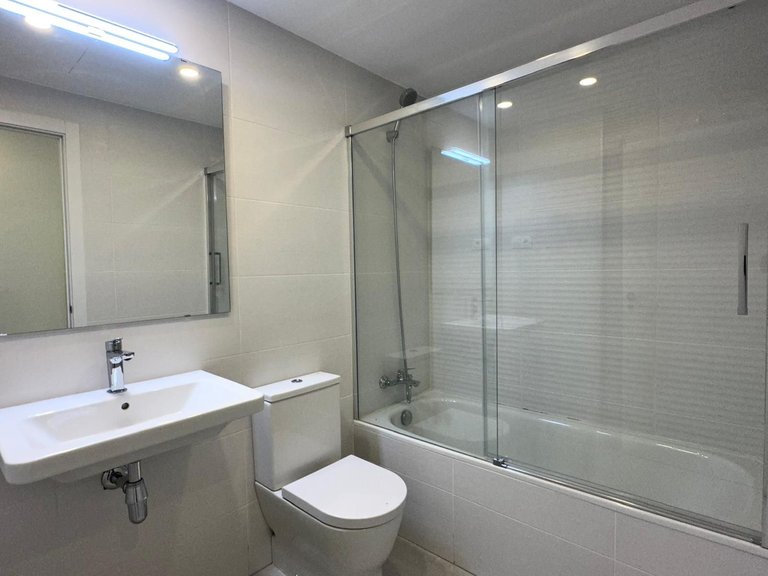 Apartment for Sale in Benalmadena, Malaga 15