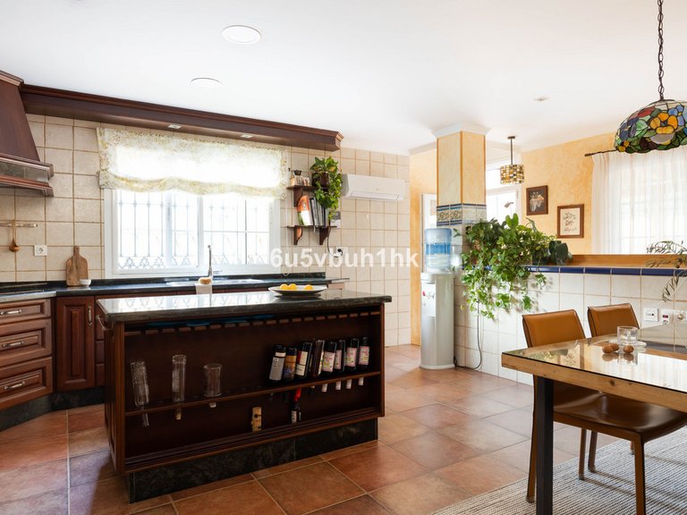 Villa for Sale in Málaga, Malaga 12