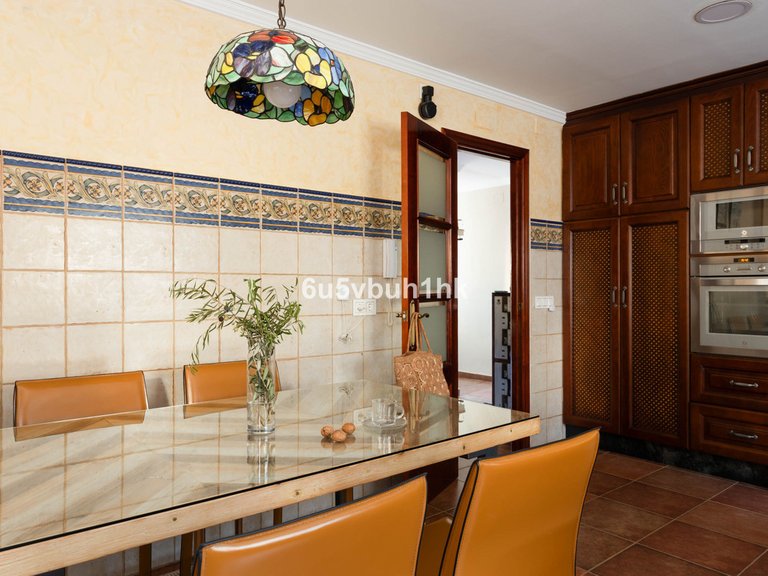 Villa for Sale in Málaga, Malaga 13
