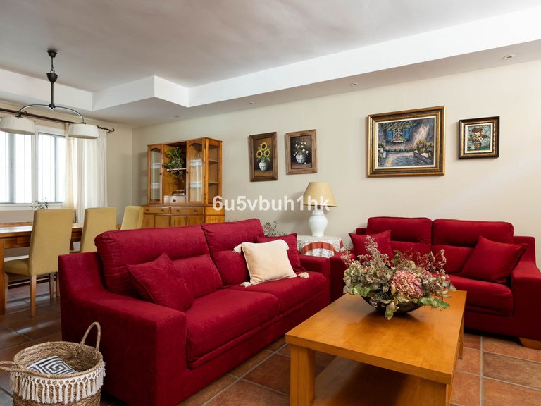 Villa for Sale in Málaga, Malaga 37